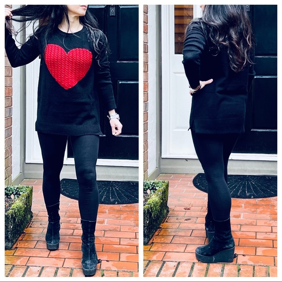 Love ❤️ Heart chic sweater - Picture 7 of 11
